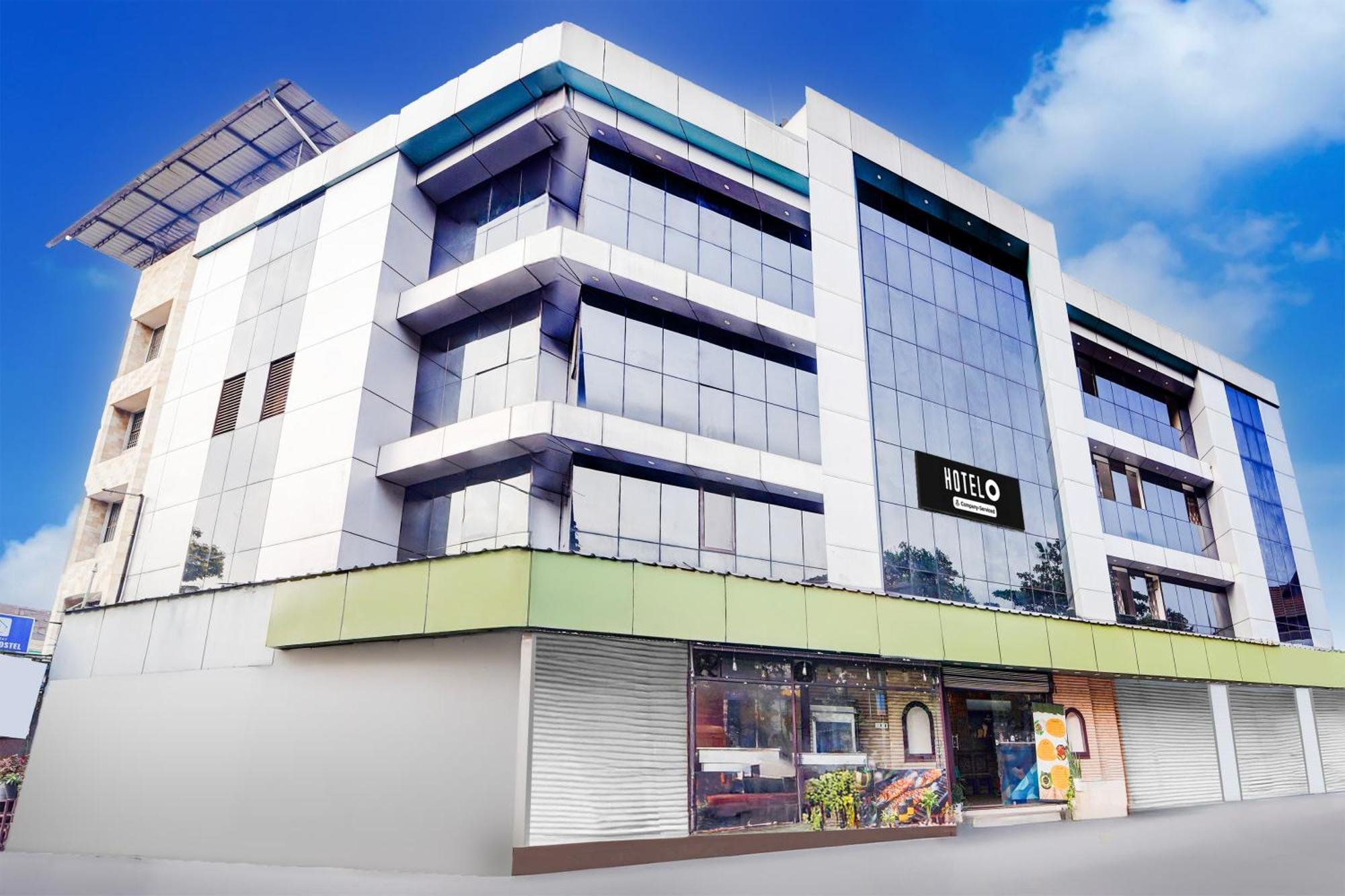 Super Hotel O Dh Road Ernakulam Kochi Exterior photo